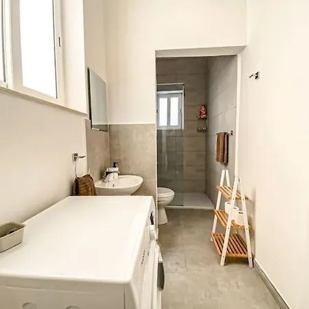 Seaside Sanctuary 6 - Sliema Strand, * Gzira